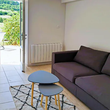 Holiday home Amazing In With Kitchen Anthe
