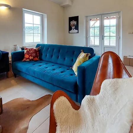 Amazing In With Kitchen Holiday home *